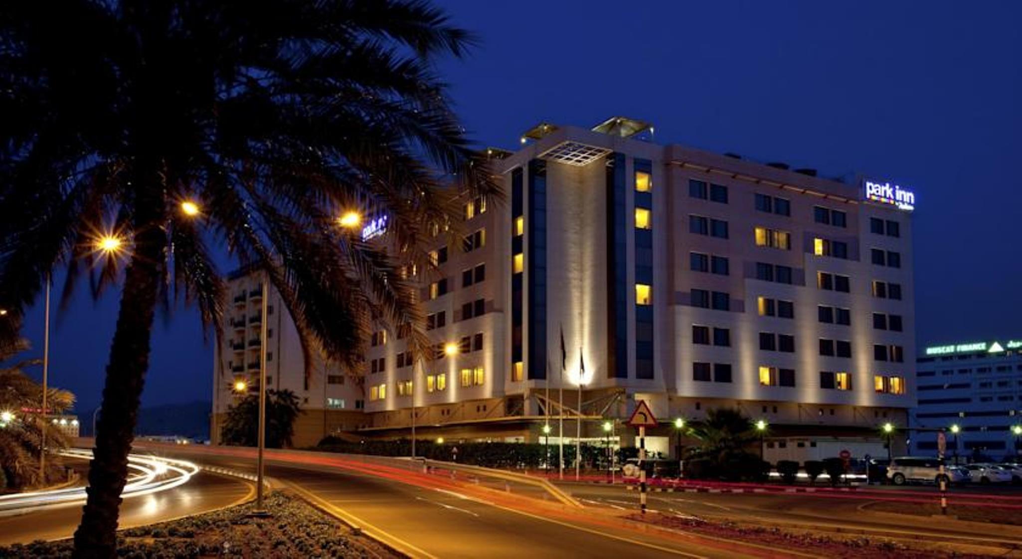 Hotel Golden Tulip Maskat Exterior foto